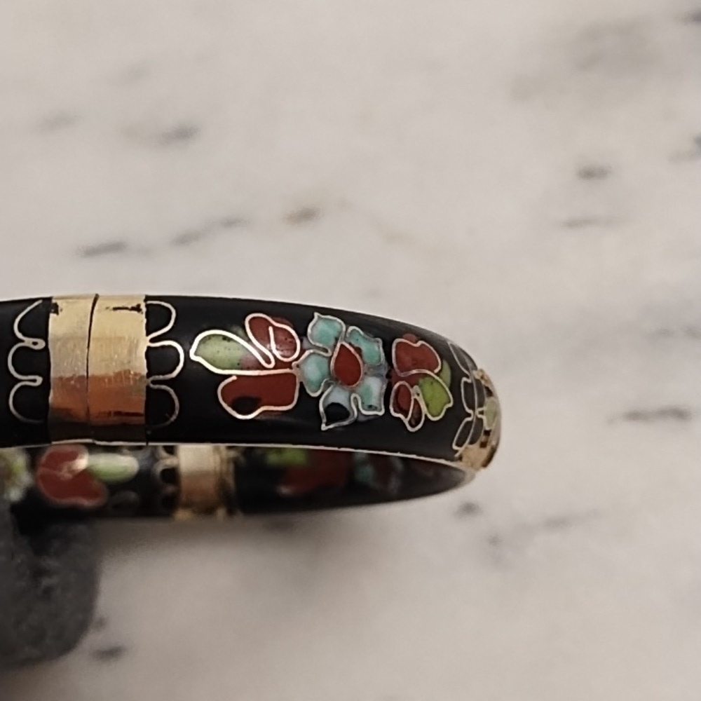 Vintage Cloisonne Hinged Bracelet with Enamel On Outside & Inside Collectible - Picture 5 of 10